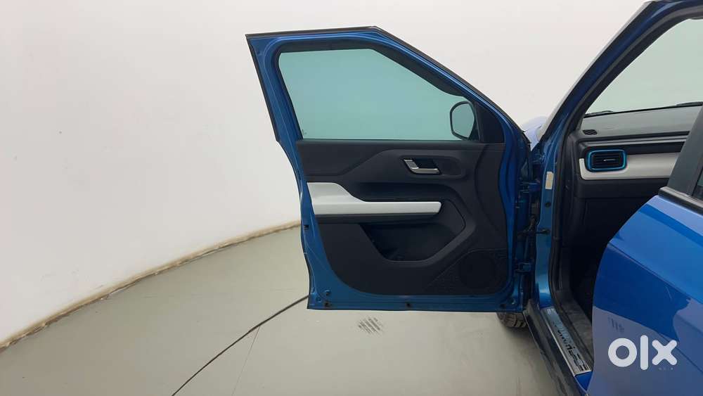 Tata Punch 1.2 Revotron Creative Dual Tone, 2021, Petrol
