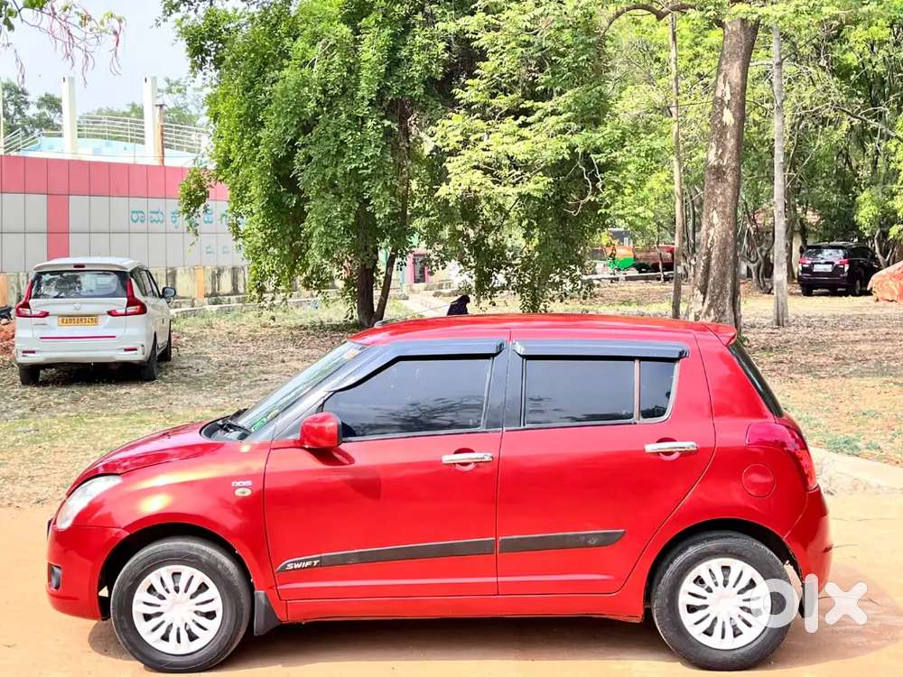 Maruti Suzuki Swift 2009 Diesel 88000 Km Driven