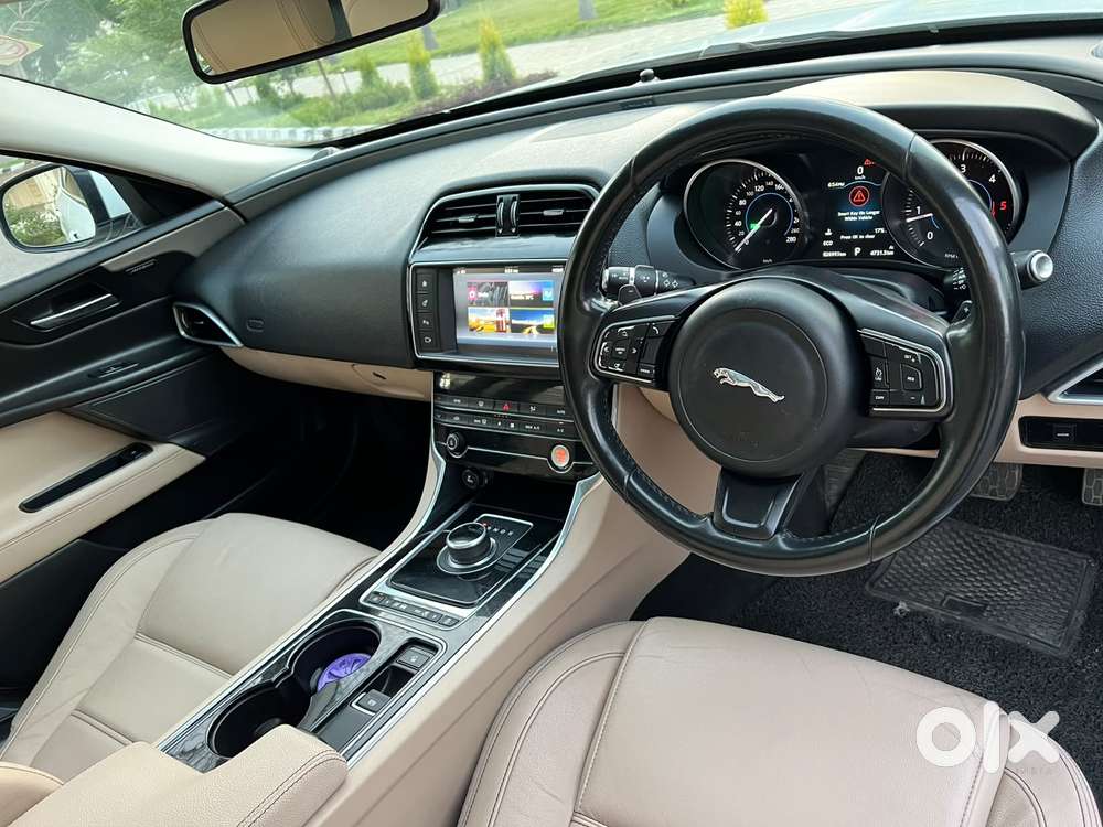 Jaguar Xe 2.0l Diesel Pure, 2017, Diesel