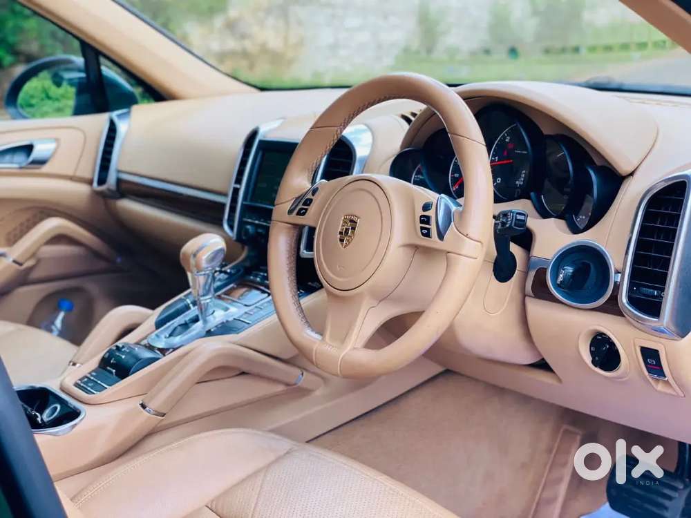 Porsche Cayenne Coupe 2014 Diesel 130 Km Driven Jet Gréen Metalic
