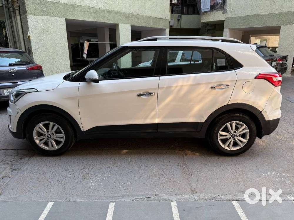 Creta Manual Top Model With Push Button Start