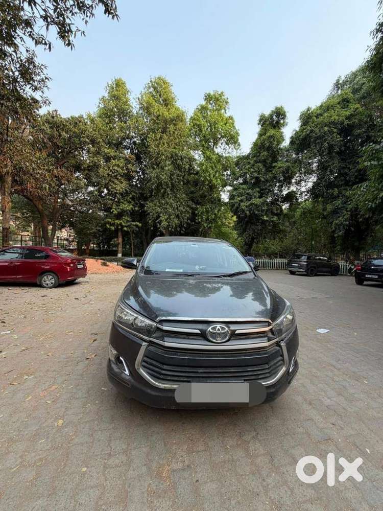 Toyota Innova Crysta 2.4 Gx Mt, 2018, Diesel