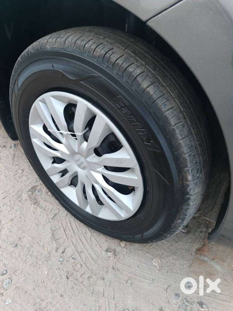 Maruti Suzuki Swift Dzire Vxi(o) Mt, 2022, Petrol