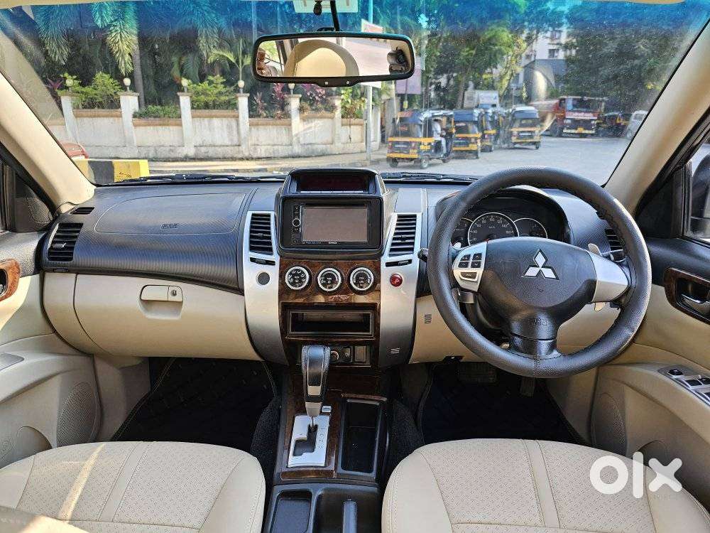 Mitsubishi Pajero Sport 2.5 Automatic, 2015, Diesel