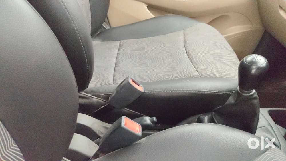 Hyundai Eon Sportz, 2013, Petrol