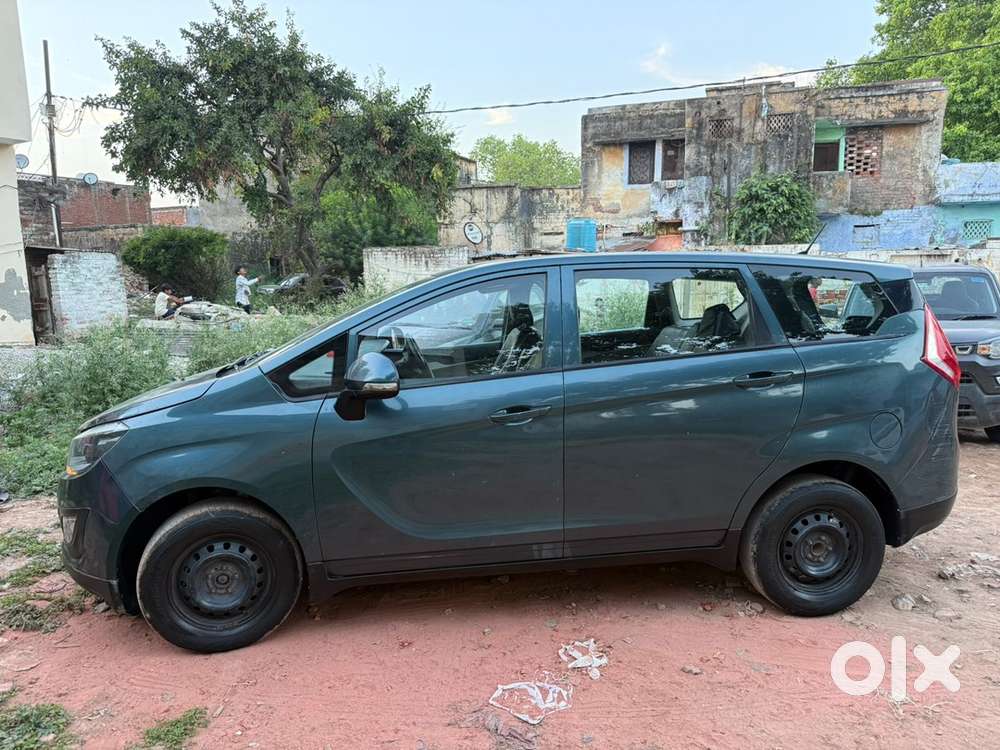 Mahindra Marazzo Diesel 2019