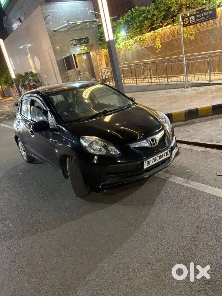 Honda Brio 2012 Petrol Well Maintained