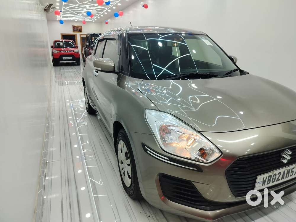 Maruti Suzuki Swift Vxi + Manual, 2018, Petrol