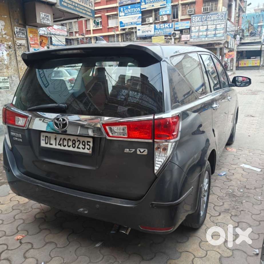 Toyota Innova Crysta