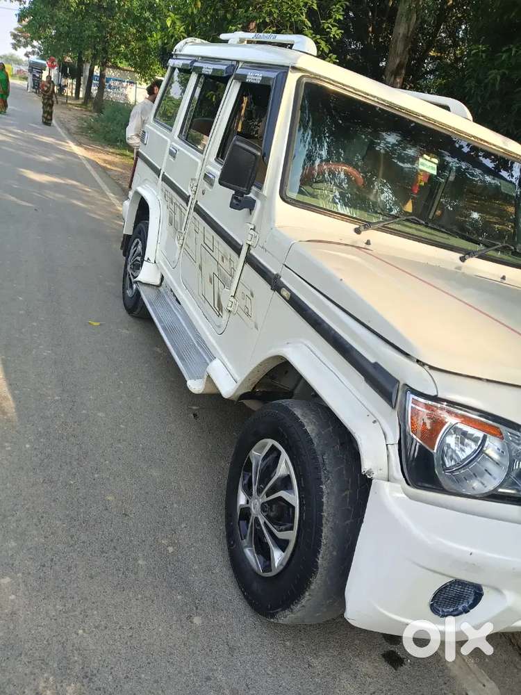 14/12/2013 Mahindra Bolero Sle