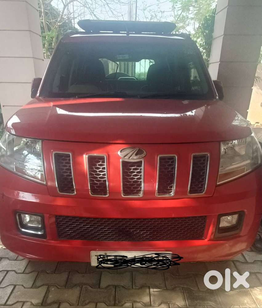Mahindra Tuv300