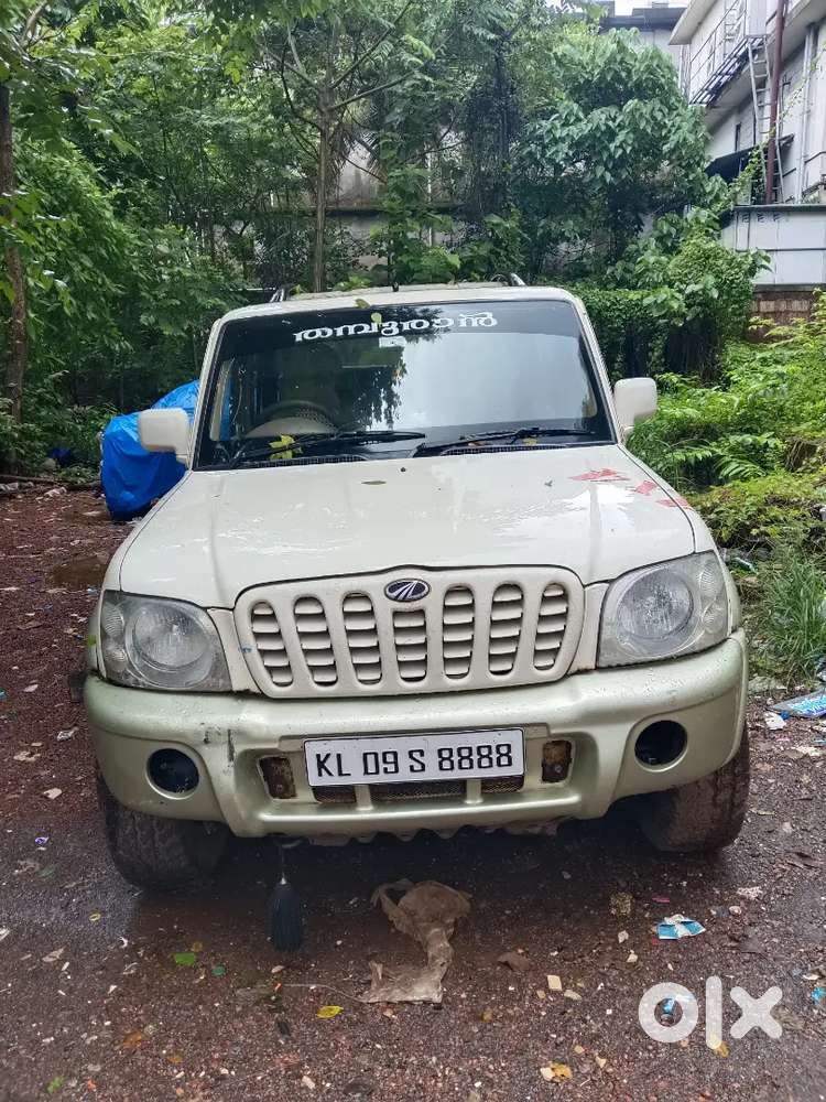 Mahindra Scorpio Classic 2006 Diesel 100000 Km Driven