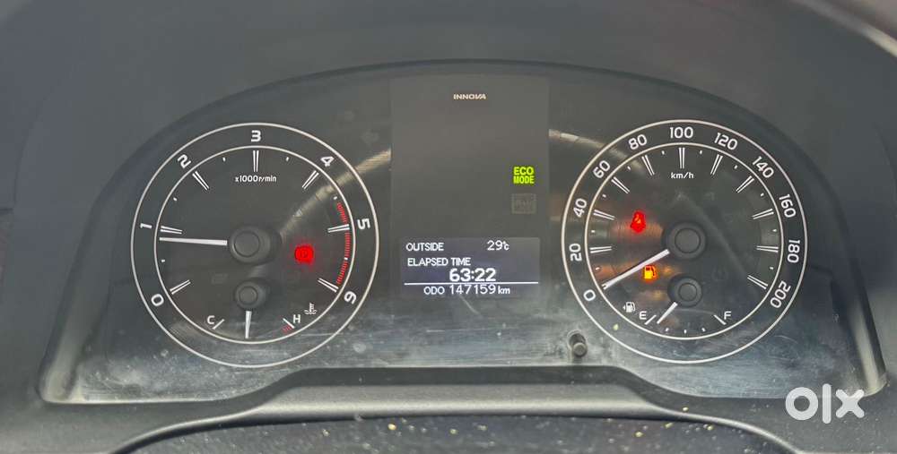 Toyota Innova Crysta 2.4 G Mt 8s, 2017, Diesel