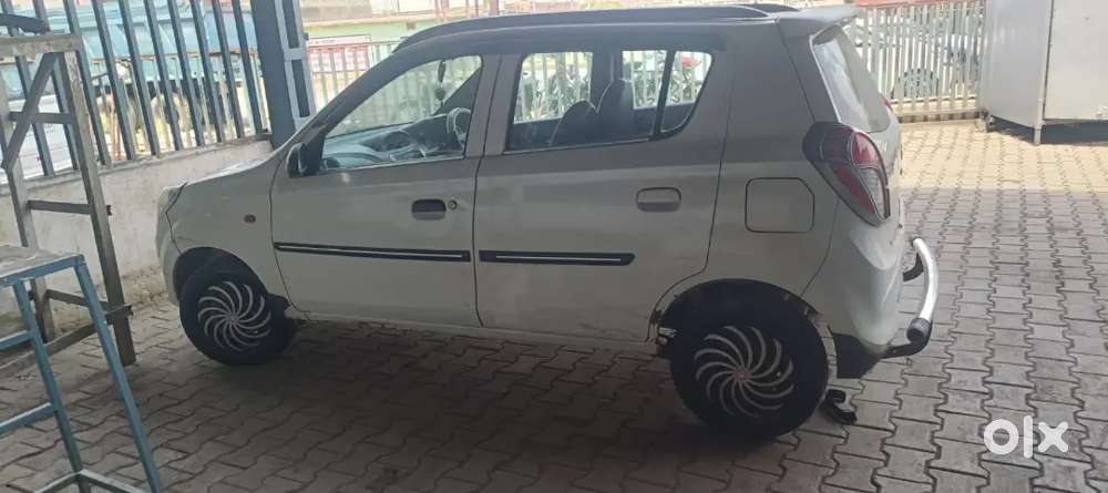 Gadi Ki Condition Ek Dam Mst Hai Mujhe Nyi Leni Hai Isliye Bech Rha Hu