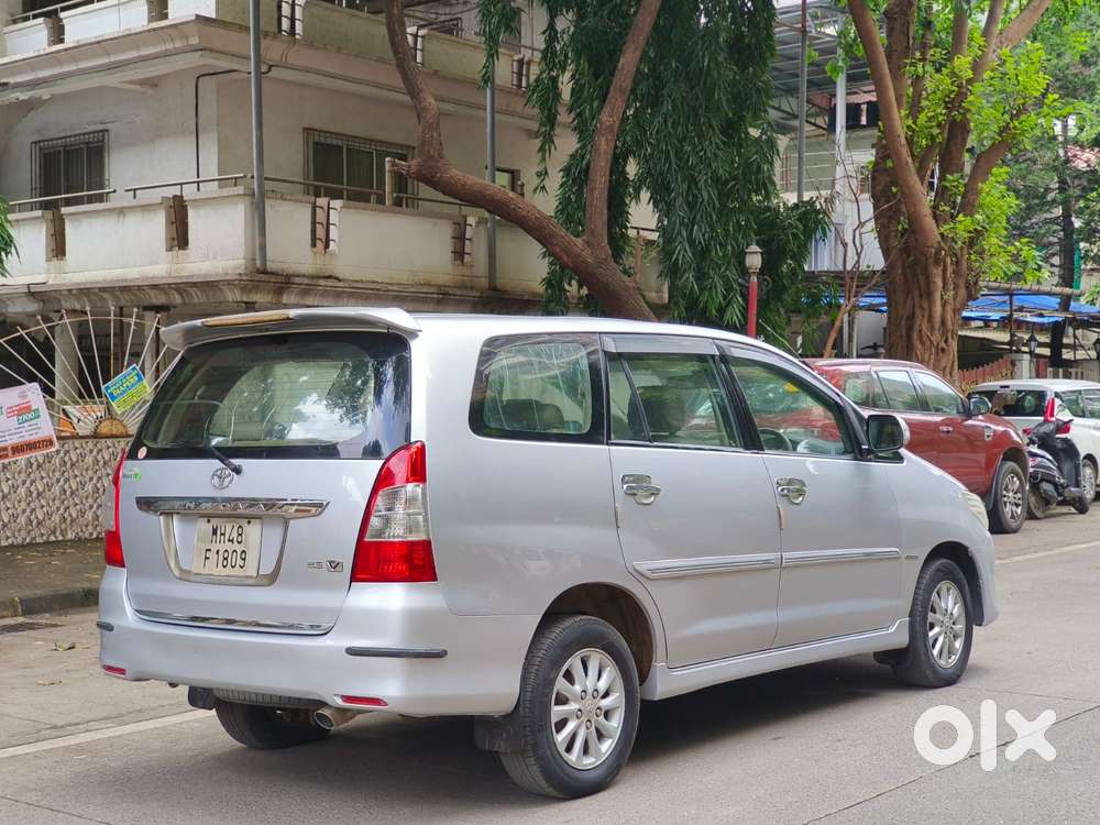 Toyota Innova 2.5 Vx (diesel) 8 Seater Bs Iv, 2013, Diesel