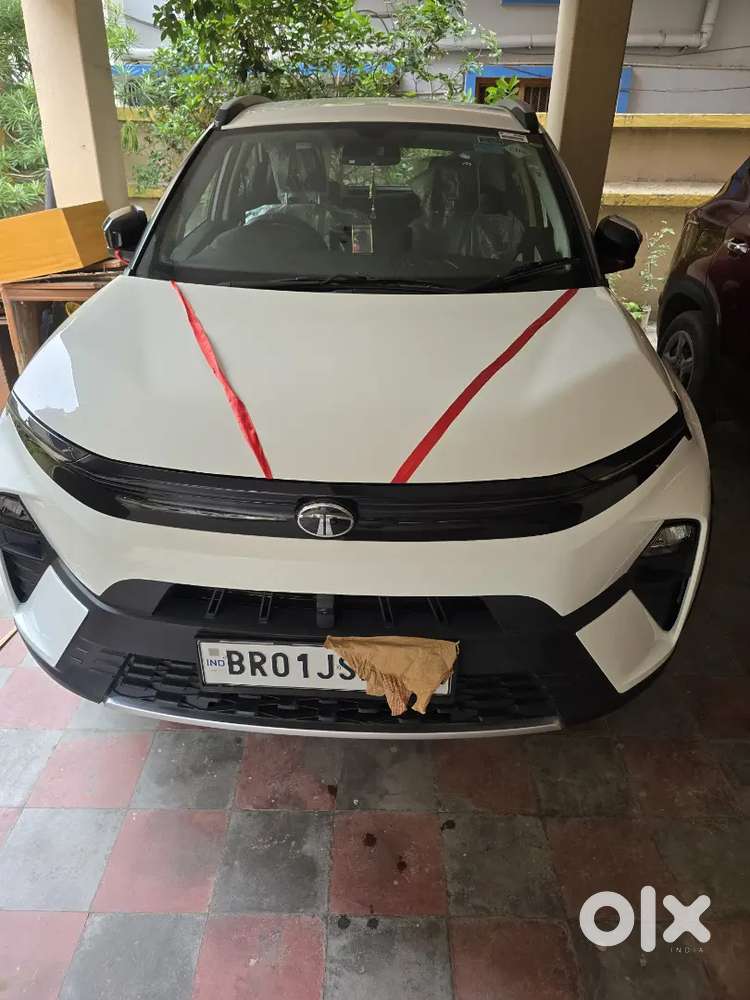 Tata Nexon 2025 Cng & Hybrids 1750 Km Driven