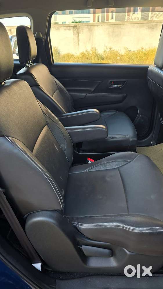 Maruti Suzuki Xl6 Alpha At, 2022, Petrol