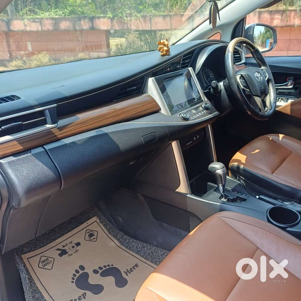 Toyota Innova Crysta 2.5z, 2016, Diesel