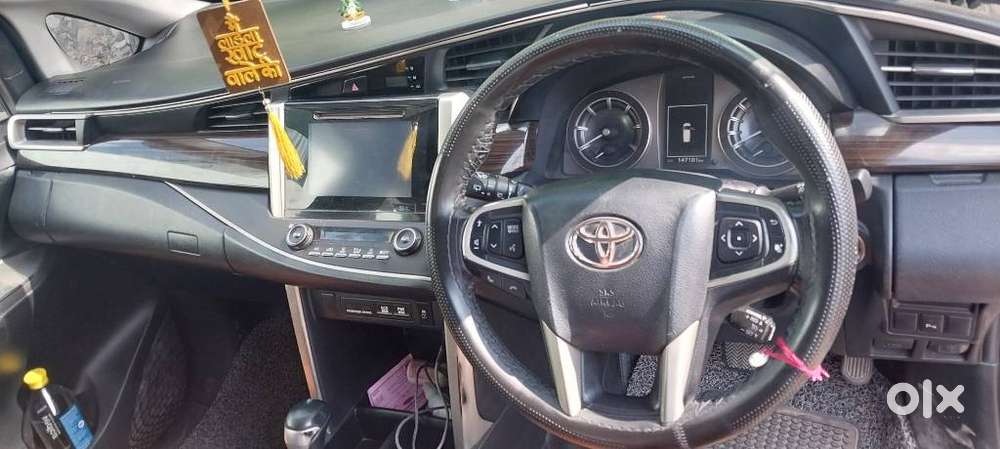 Toyota Innova Crysta 2.8z Automatic, 2017, Diesel