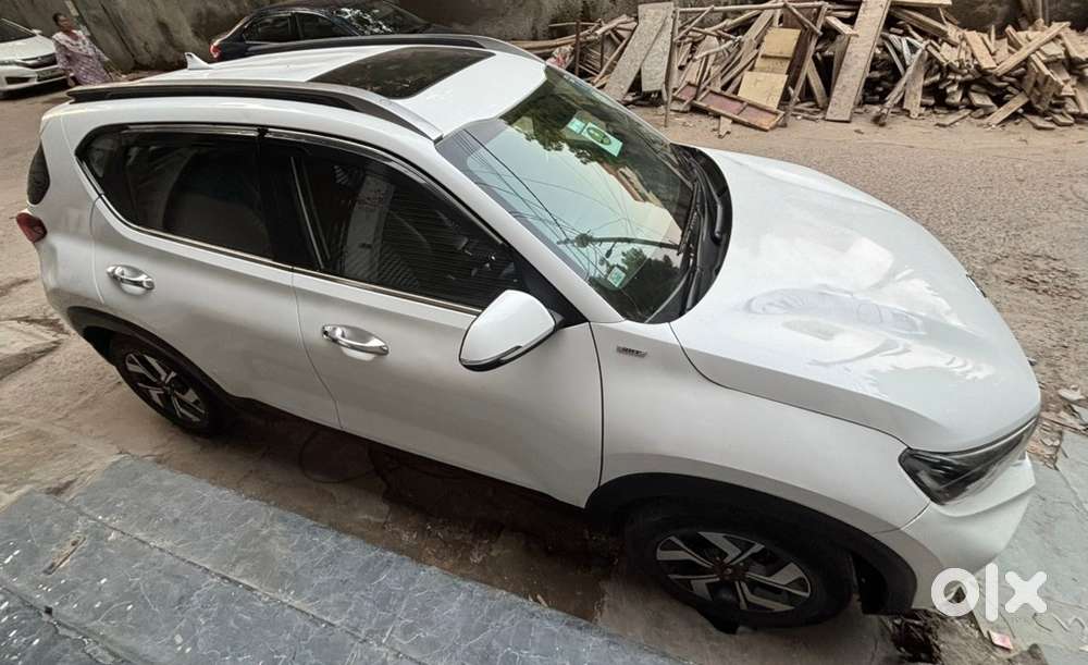 Kia Sonet Petrol 2021