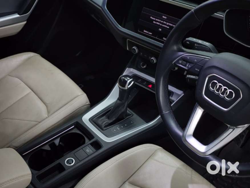 Audi Q3 40 Tfsi Premium Plus, 2022, Petrol