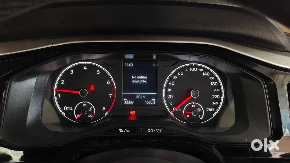 Volkswagen Vitrus Highline Single Owner Company Service Maintenance