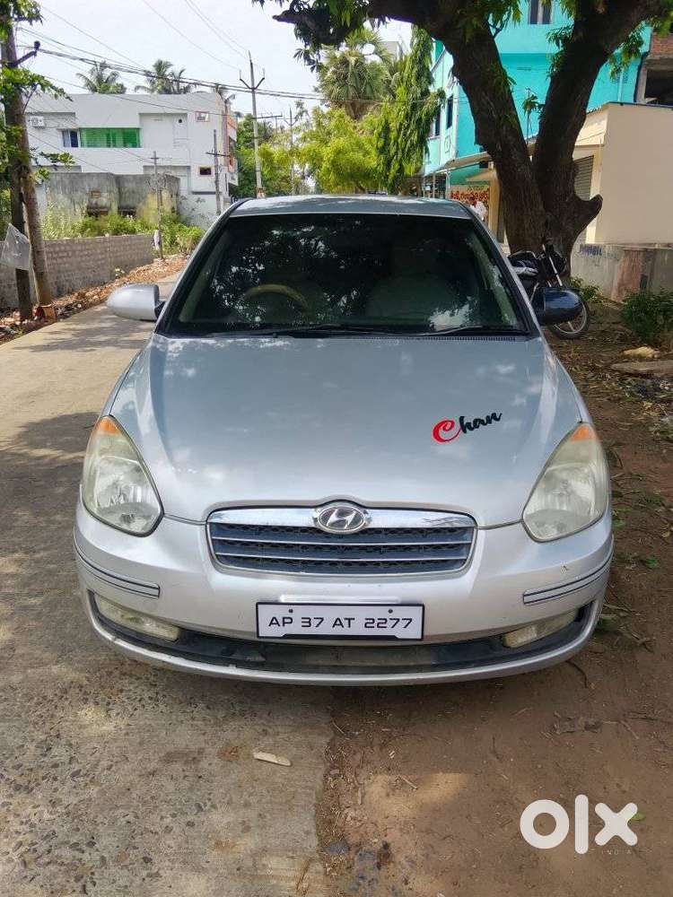 Hyundai Verna Sx 1.5 Petrol Ivt, 2009, Petrol