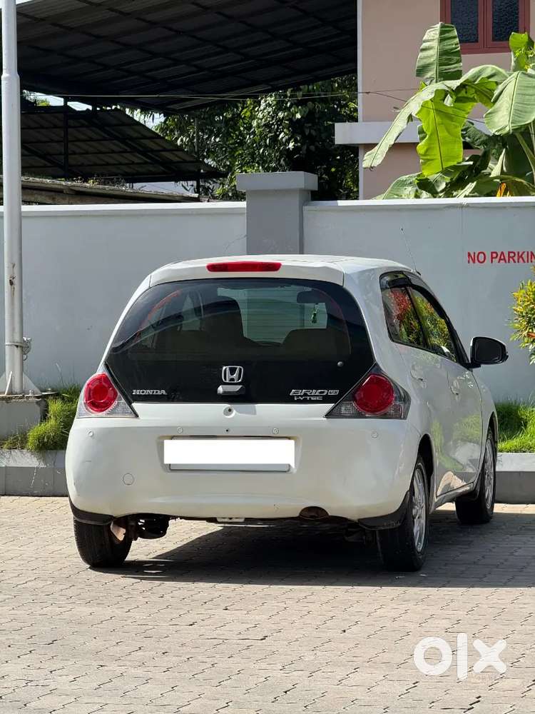 Honda Brio Automatic 2015