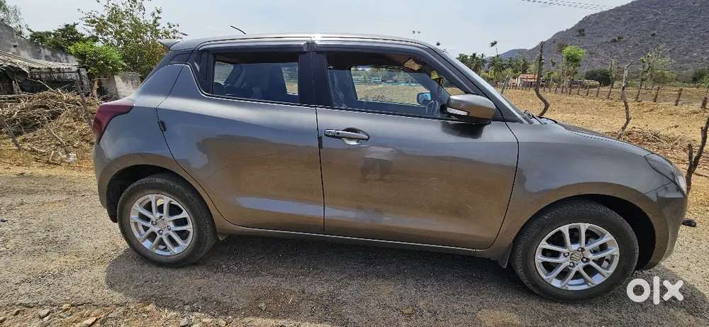 Maruti Suzuki Swift 2022 Petrol 25000 Km Driven