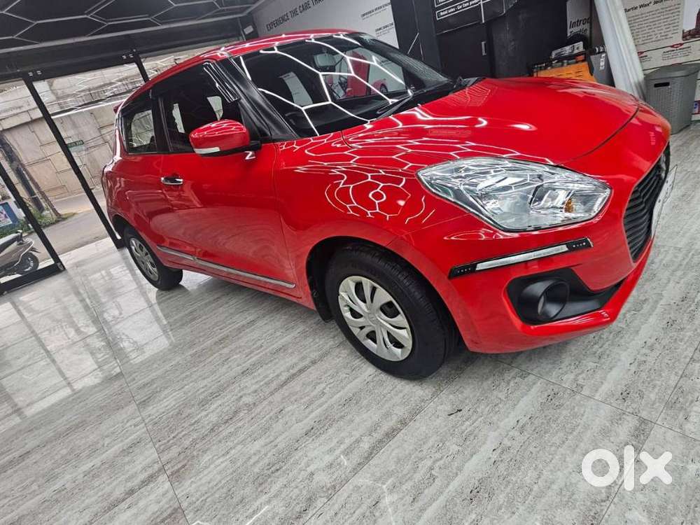 Maruti Suzuki Swift Vxi + Manual, 2018, Petrol