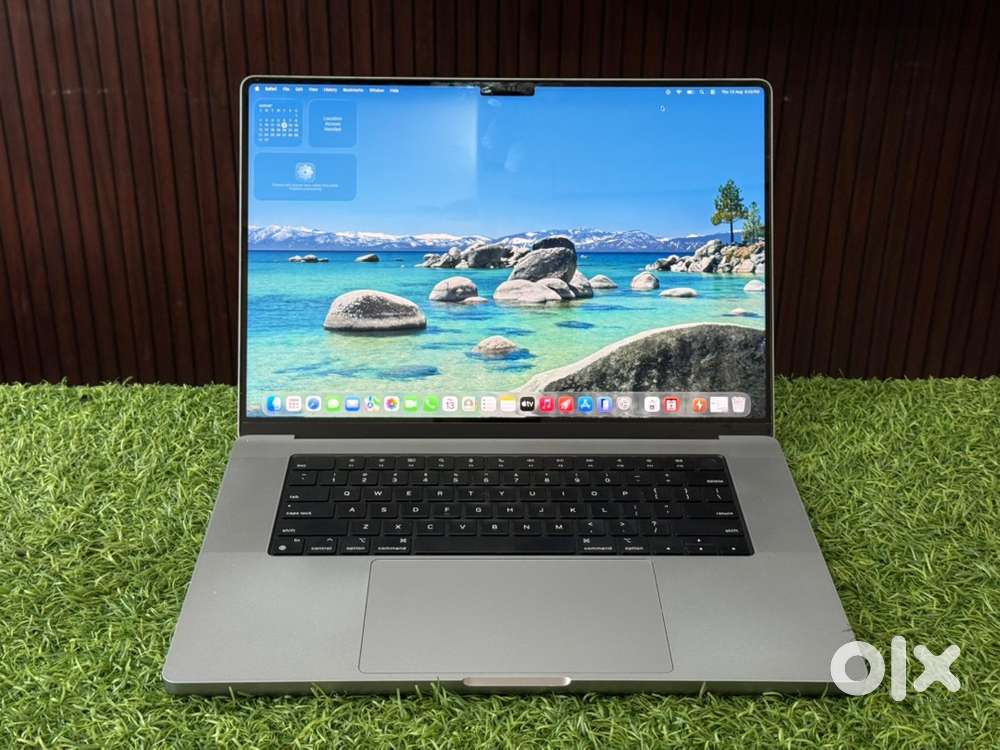 Apple MacBook Pro 16 M1 Max 64GB 1TB  Pro Machine