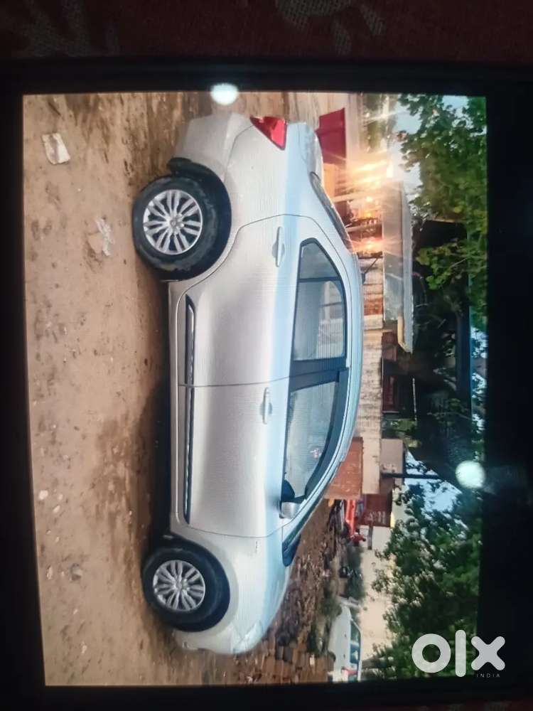 Maruti Suzuki Dzire 2018 Petrol 80210 Km Driven