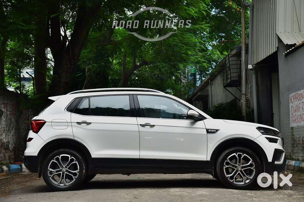 Skoda Kushaq 1.0 Tsi Style At, 2023, Petrol