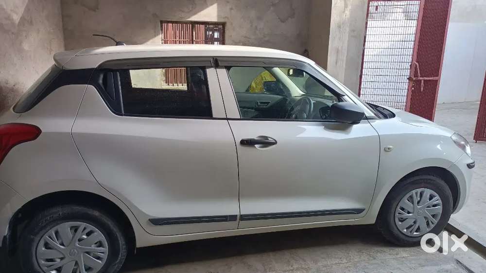 बिल्कुल नई कंडीशन है
