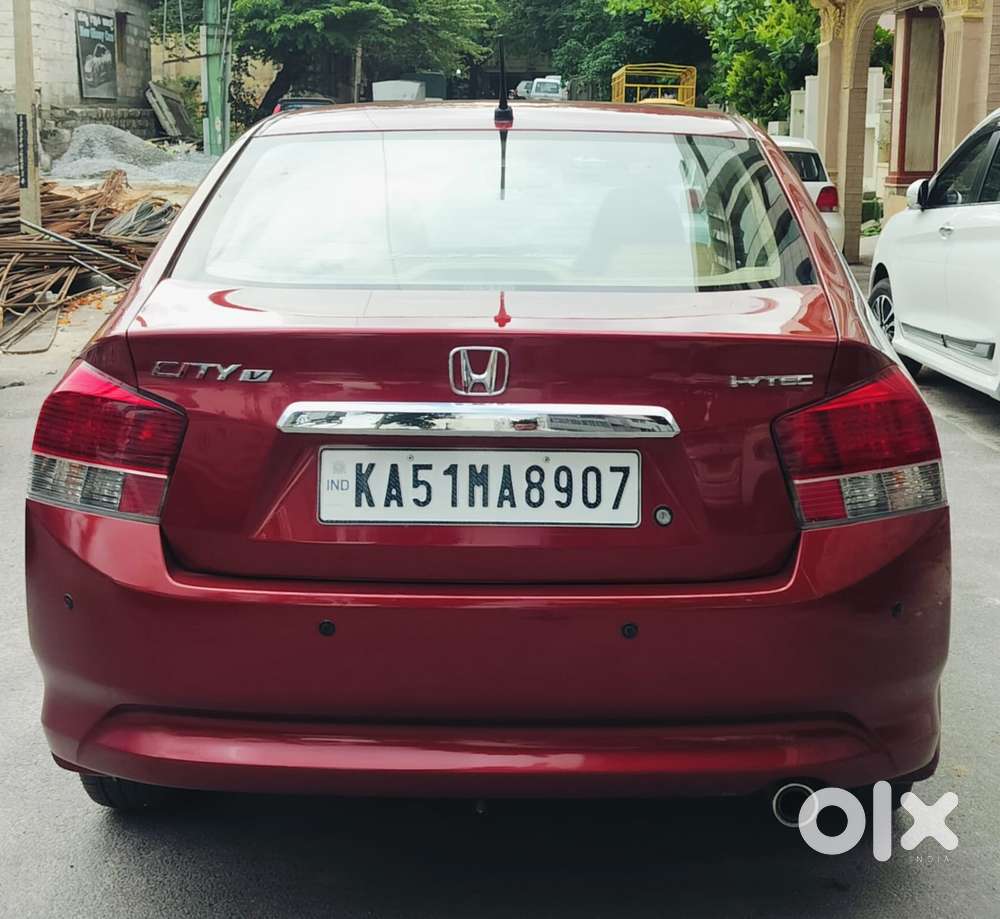 Honda City V Mt, 2011, Petrol