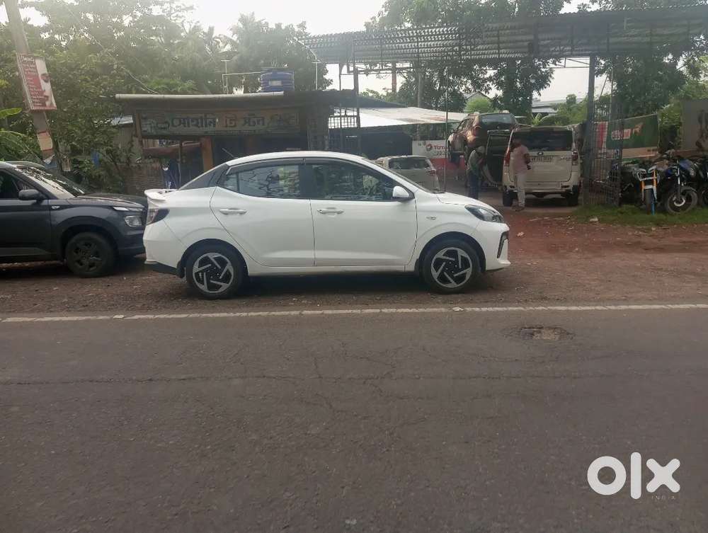 Hyundai Aura 2026 Petrol 6000 Km Driven