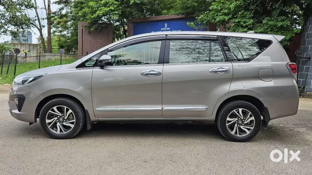 Toyota Innova Crysta [2020-ongoing] 2.4 Vx 8 Str, 2021, Diesel