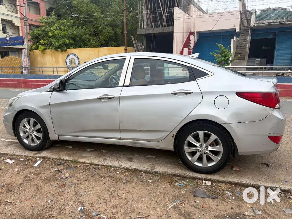 Hyundai Verna Fluidic Sx 1.6 Crdi Diesel (2013) – ₹2.80 Lakhs