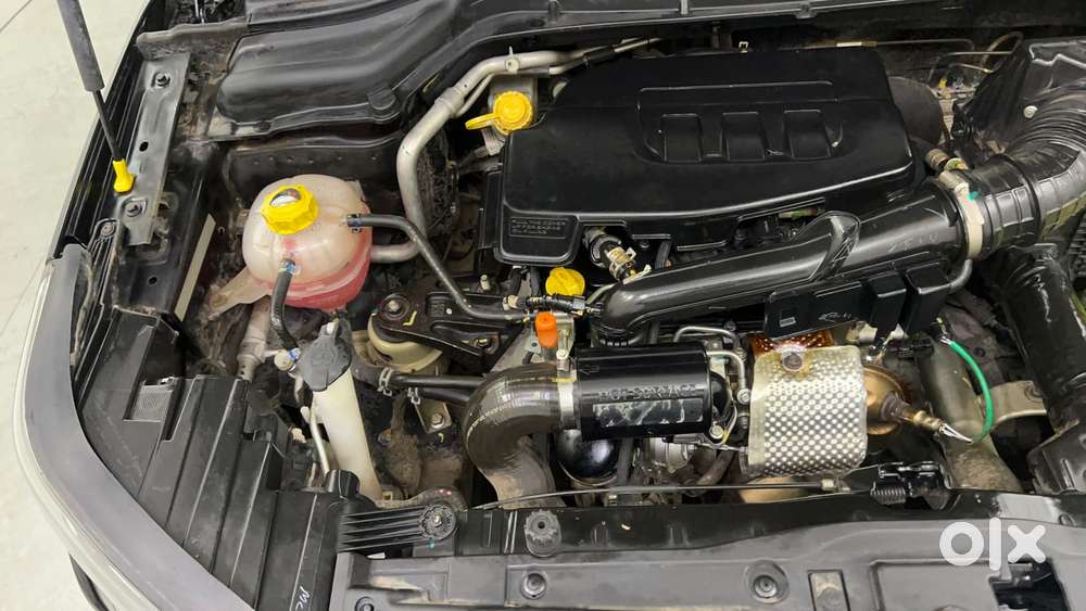 Mahindra Xuv300 W8 Option, 2021, Petrol