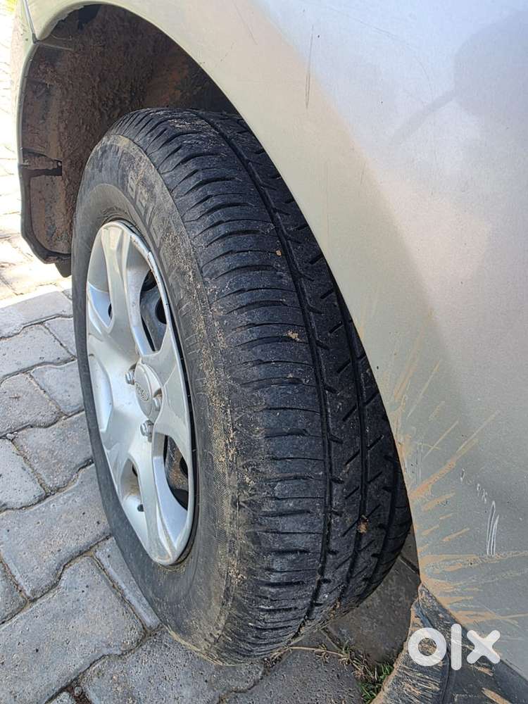 Ford Escort 1.8 Lx 2017 Model
