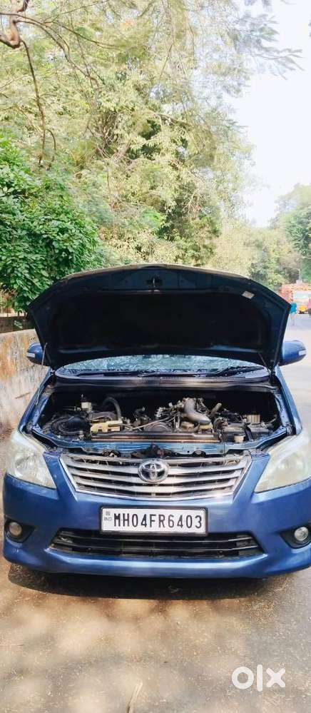 Toyota Innova 2.5 V 7seater Crysta Edition, 2012, Diesel