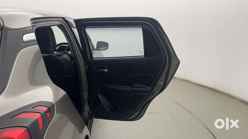 Maruti Suzuki Swift Zxi Plus, 2022, Petrol