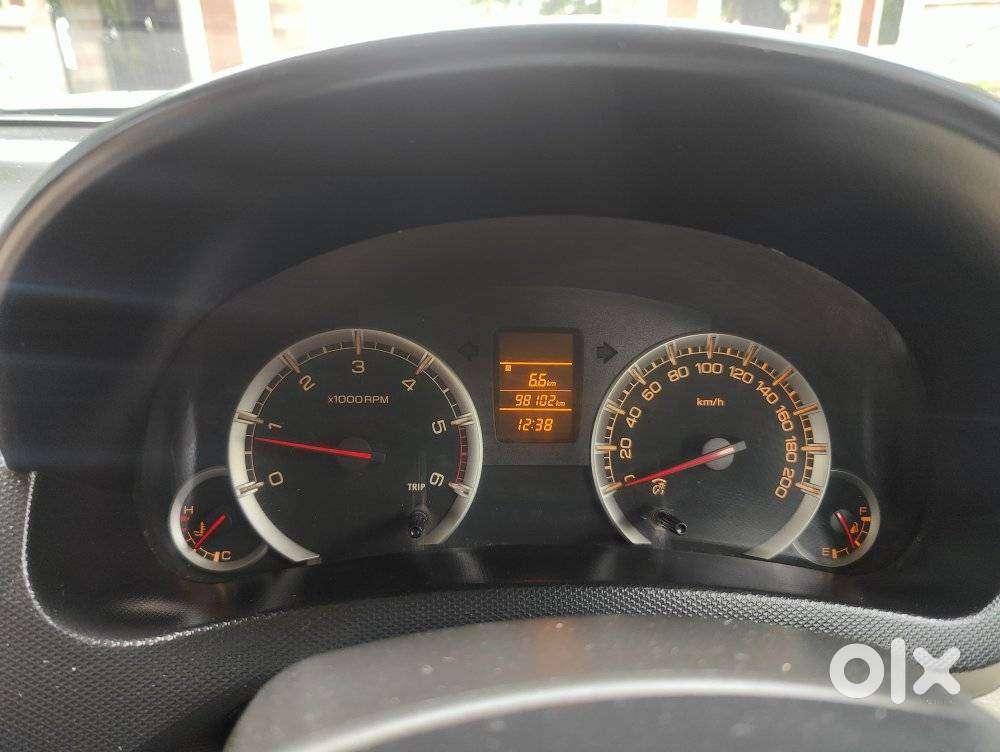 Maruti Suzuki Swift Dzire Vdi (o), 2016, Diesel