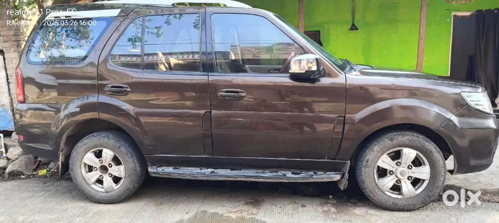 Tata Safari Storme 2013 Diesel Well Maintained