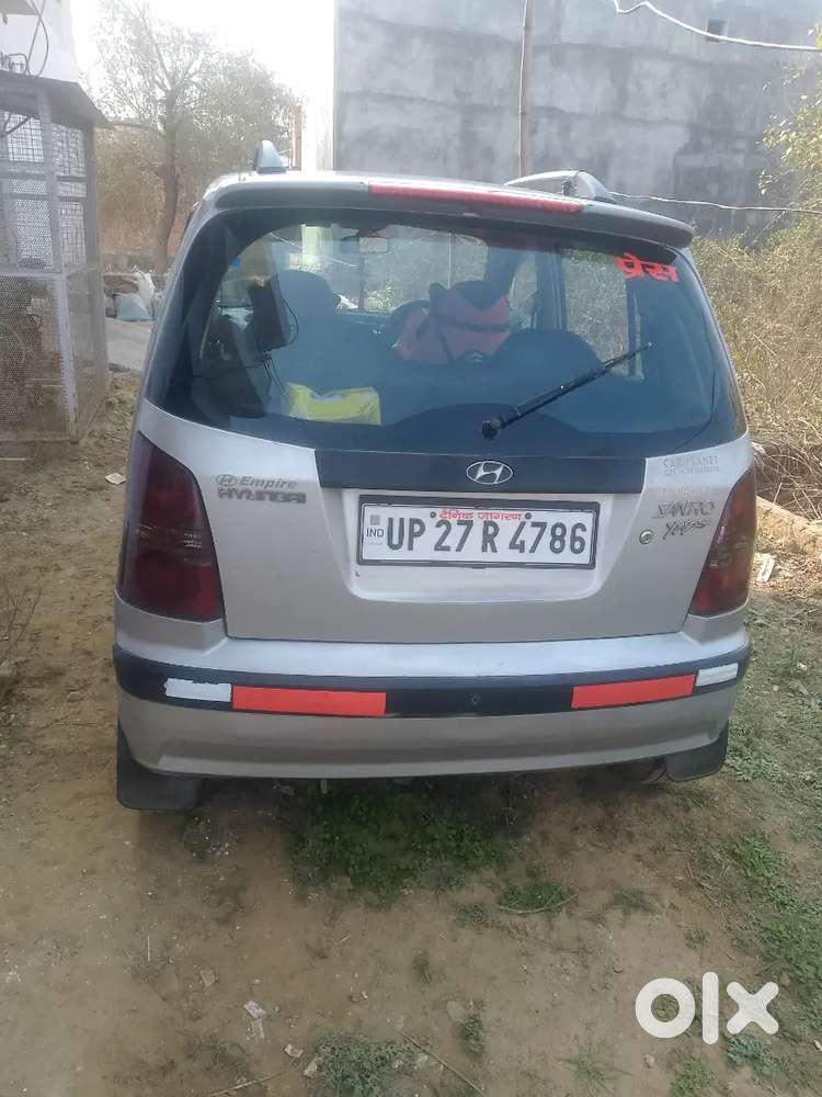 कंपनी फिटेड एलपीजी न्यू बैटरी टायर एलसीडी लगी हुई गुड कंडीशन।