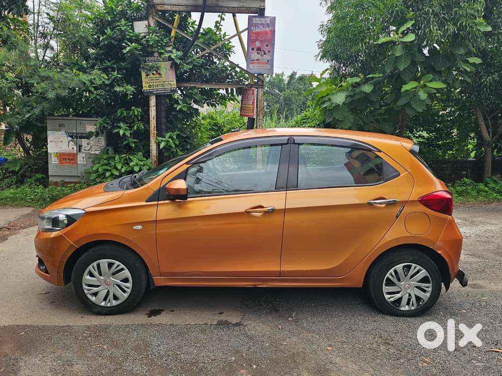 Tata Tiago 1.2 Revotron Xt, 2016, Petrol