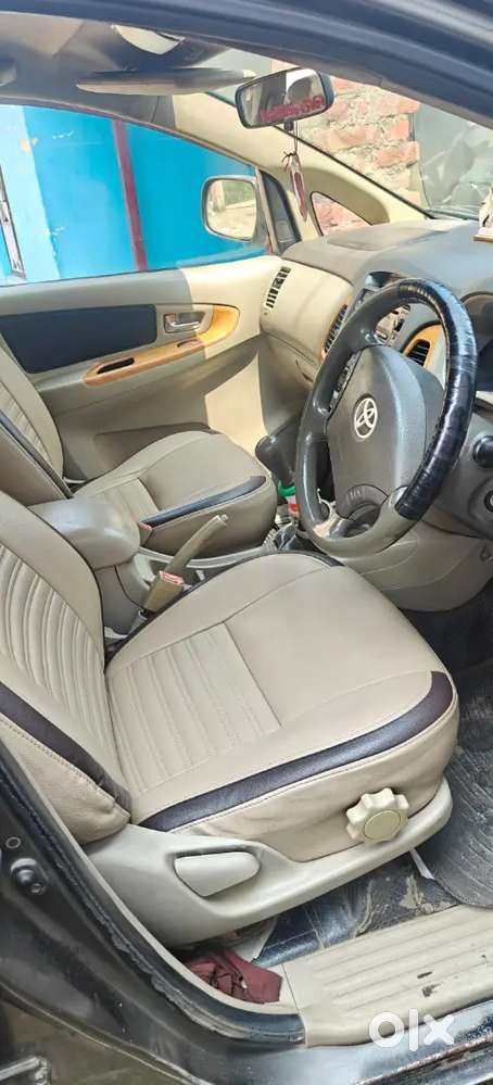 Toyota Innova Diesel 2010 Year