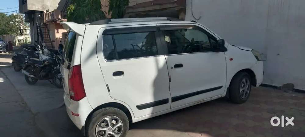 Maruti Suzuki Wagon R Flex Fuel 2011 Cng & Hybrids 140000 Km Driven