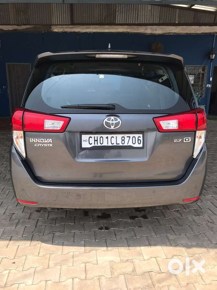 Toyota Innova Crysta Petrol 2022