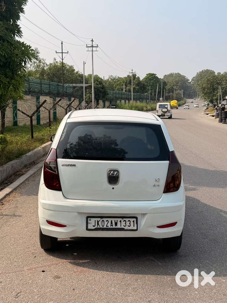 Hyundai I10 Petrol Manual 2012